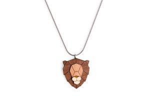 Drewniany wisiorek Lion Pendant