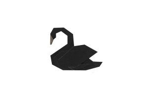 Drewniana broszka Black Swan Brooch
