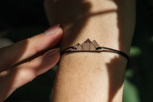 Bransoletka sznurkowa Peaks Wooden Bracelet