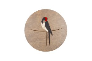 Drewniana dekoracja Red Swallow Wooden Image