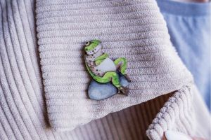 Frog Brooch by Epipi