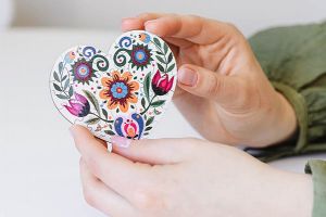 Mini Drewniana Układanka – Ludowe Serce Białe