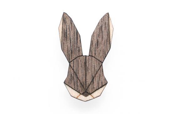 Drewniana broszka Hare Brooch