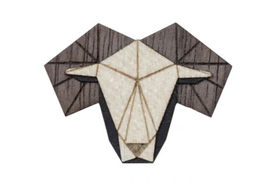 Drewniana broszka Aries Brooch