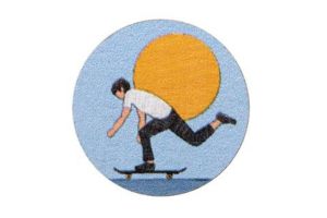 Drewniana broszka Skateboarding Brooch