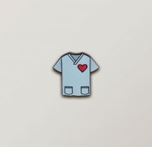 Drewniana Broszka Doctor's Coat Brooch